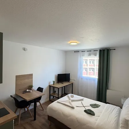 Neoresid St Sever Appartement